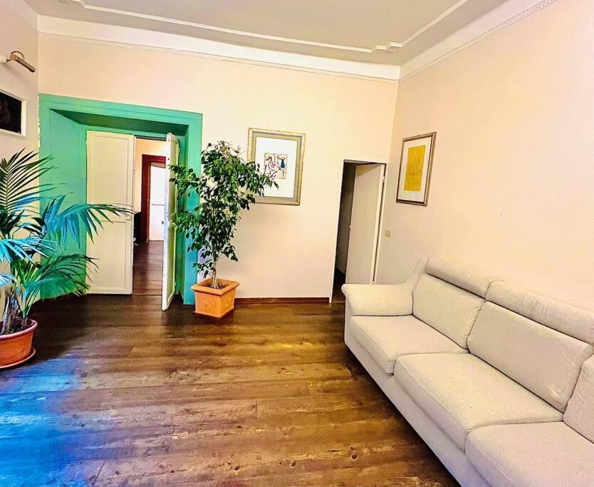 La Fornarina Apartment روما المظهر الخارجي الصورة